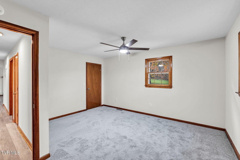 Photo #29: 24850 Walden Road