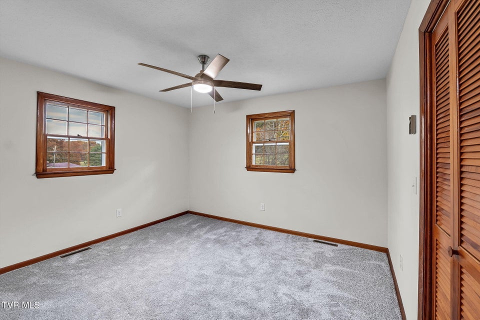 Photo #31: 24850 Walden Road