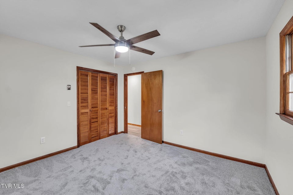 Photo #32: 24850 Walden Road