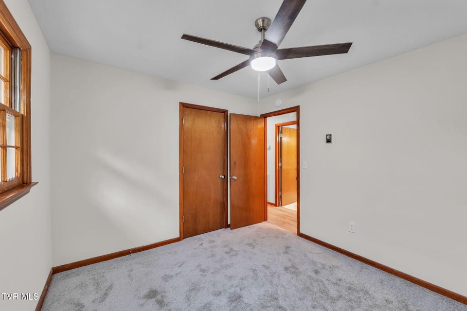 Photo #33: 24850 Walden Road