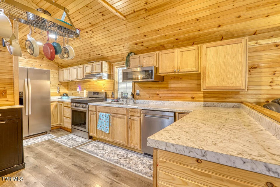 Photo #8: 3858 Beech Creek Road