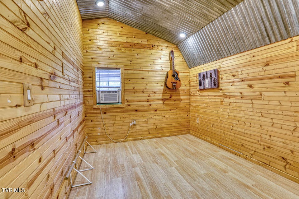 Photo #23: 3858 Beech Creek Road