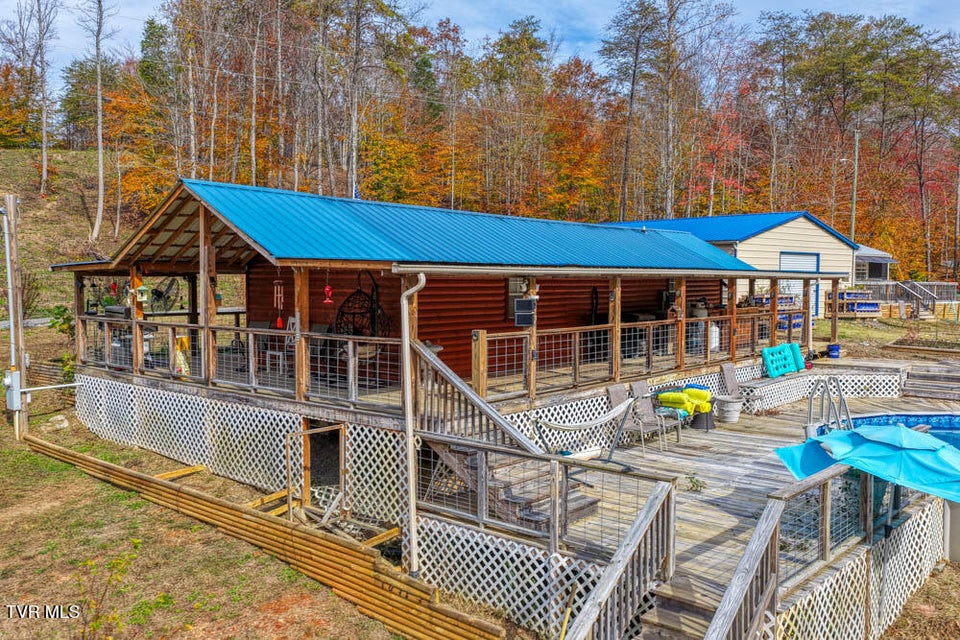 Photo #31: 3858 Beech Creek Road