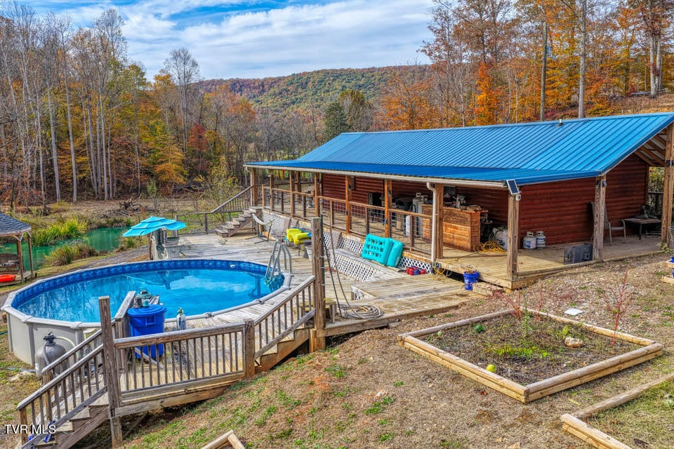 Photo #38: 3858 Beech Creek Road