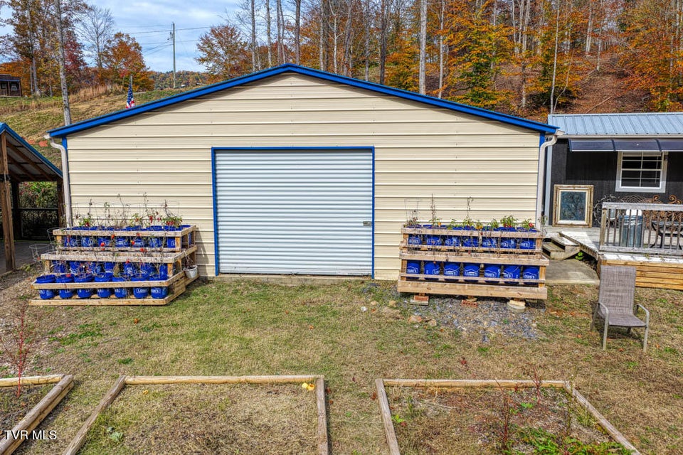 Photo #39: 3858 Beech Creek Road