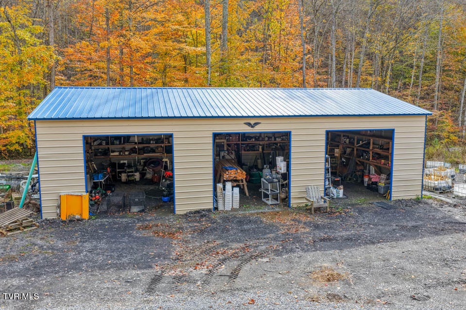 Photo #42: 3858 Beech Creek Road