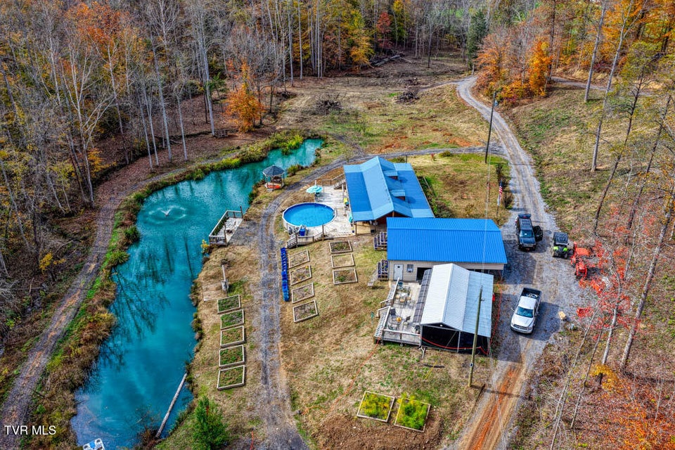 Photo #48: 3858 Beech Creek Road