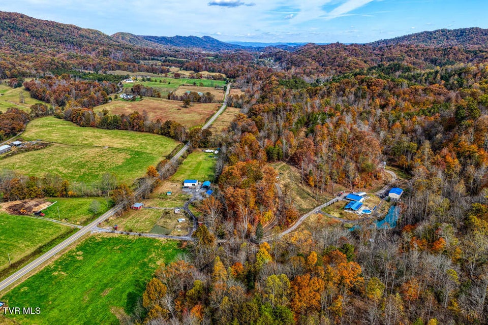 Photo #55: 3858 Beech Creek Road