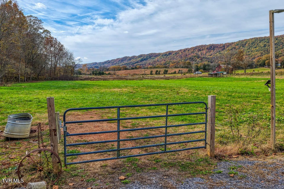 Photo #93: 3858 Beech Creek Road