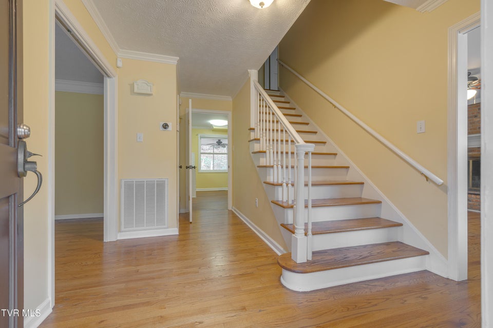 Photo #5: 2104 Southcote Drive