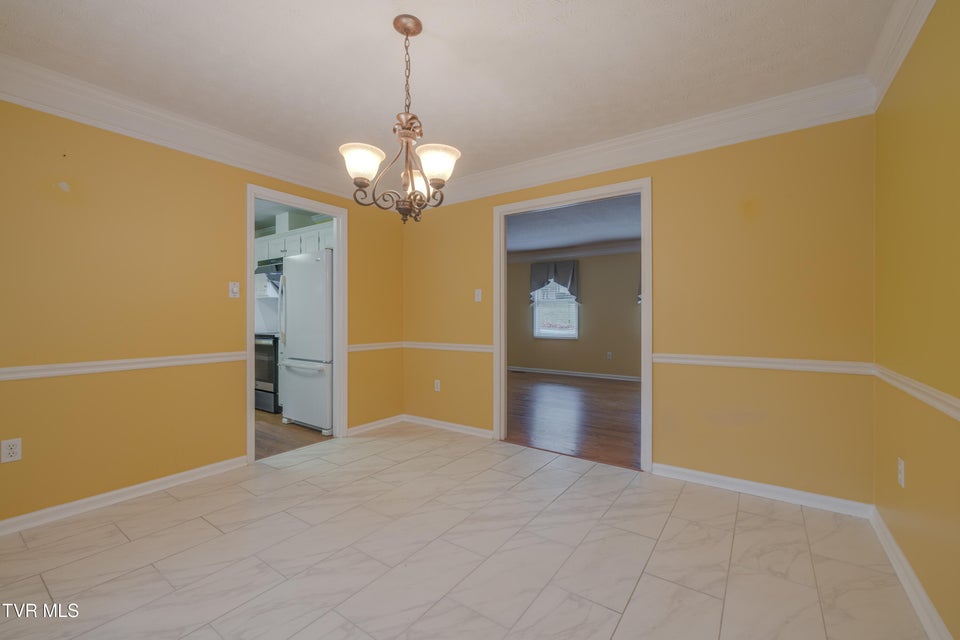 Photo #11: 2104 Southcote Drive