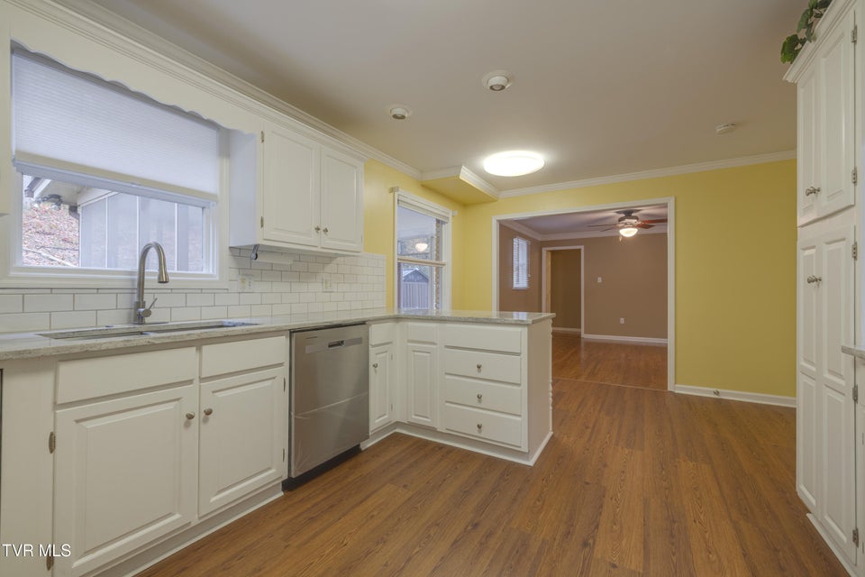 Photo #15: 2104 Southcote Drive