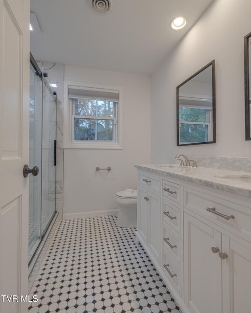 Photo #30: 2104 Southcote Drive