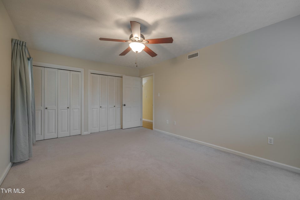 Photo #33: 2104 Southcote Drive