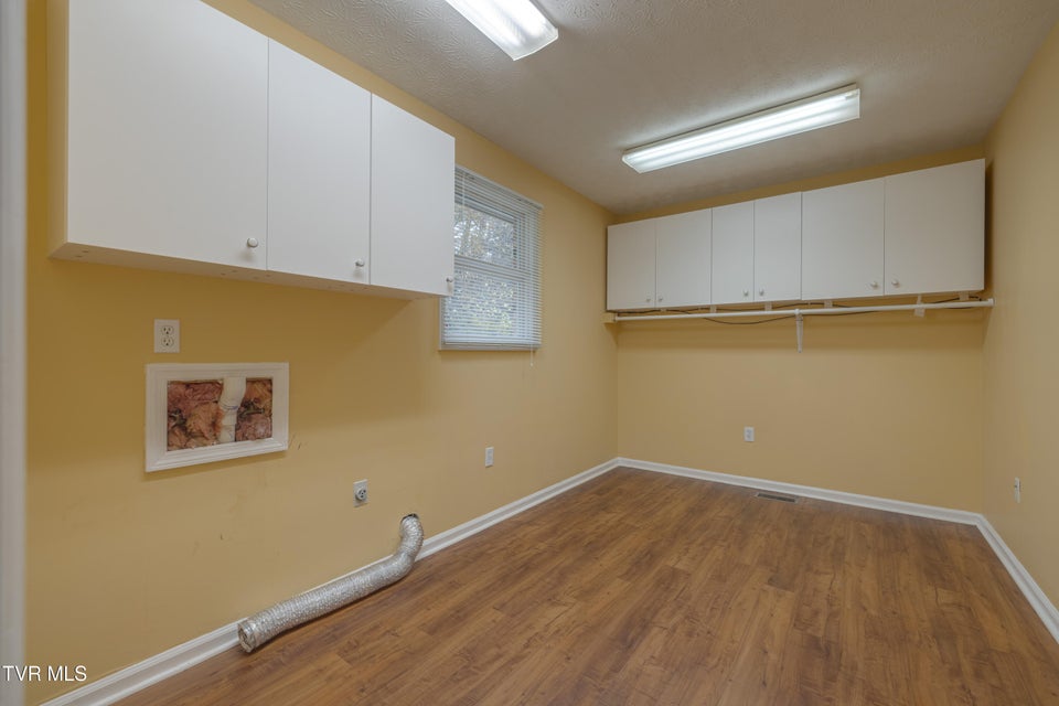 Photo #38: 2104 Southcote Drive