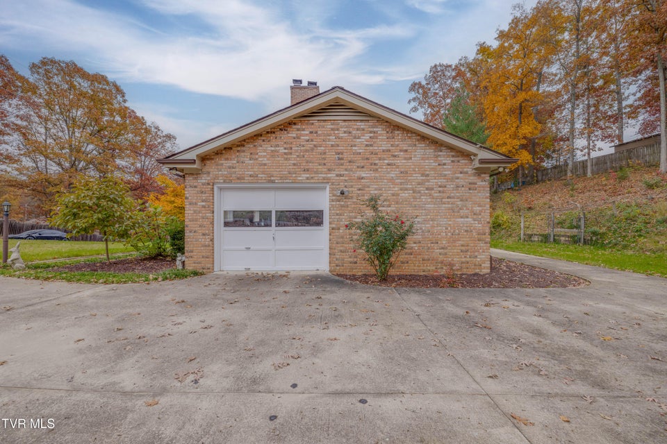 Photo #55: 2104 Southcote Drive