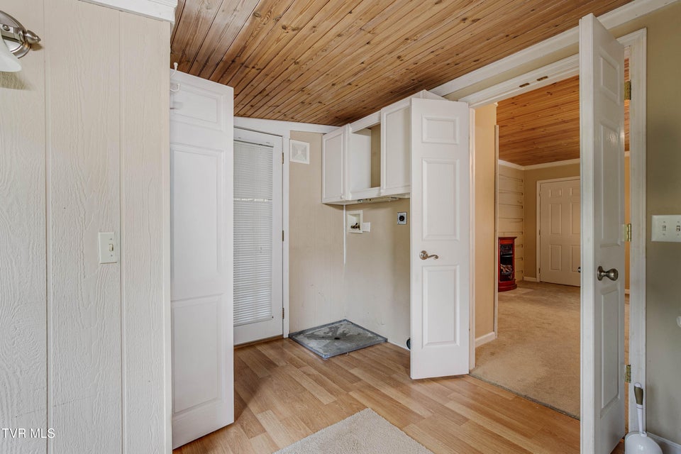 Photo #29: 322 Waco Court