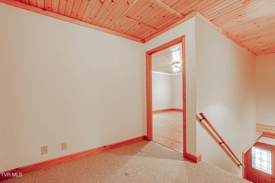 Photo #30: 322 Waco Court