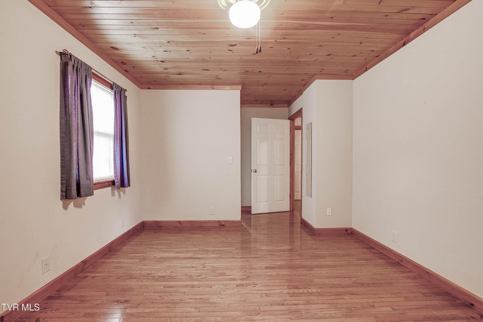 Photo #38: 322 Waco Court