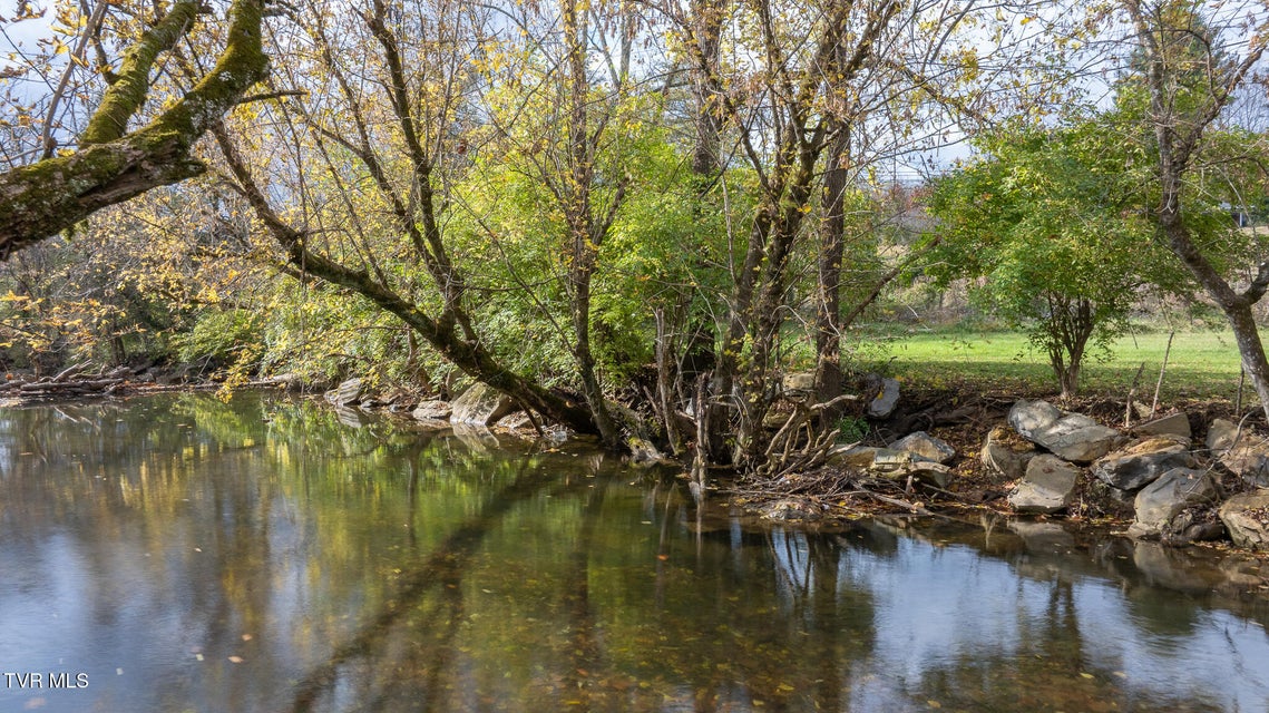 Photo #9: Tbd Volunteer Parkway