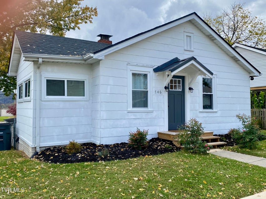 Photo #2: 746 Myrtle Street