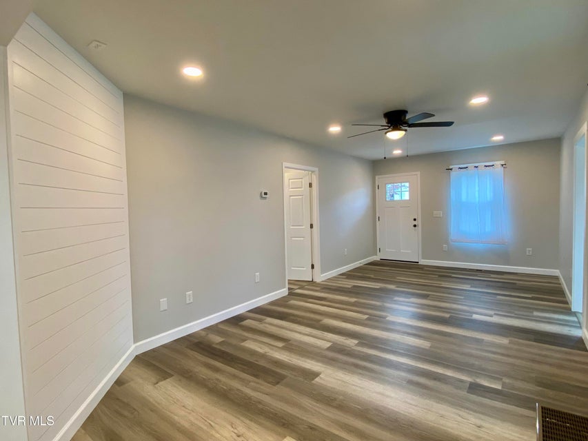 Photo #6: 746 Myrtle Street