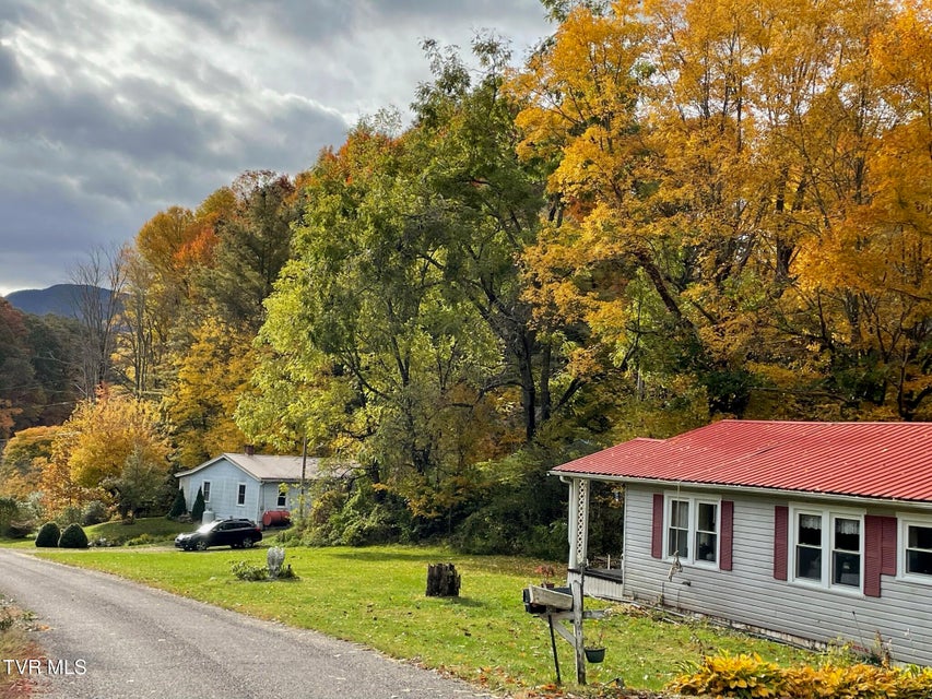 Photo #50: 141 Canter Road