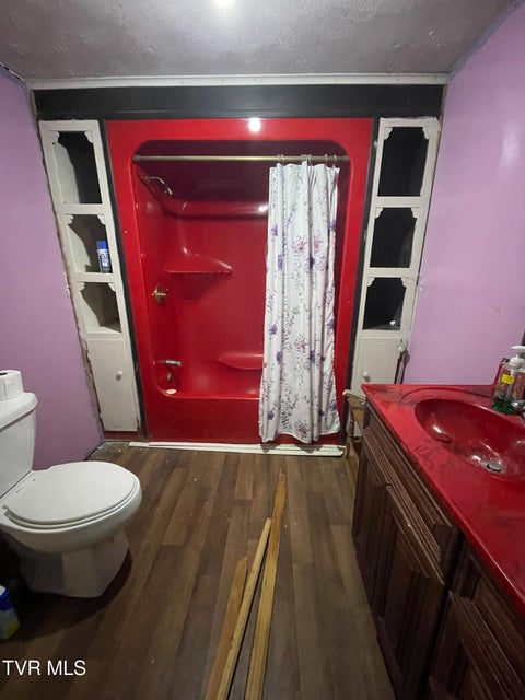 Photo #38: 141 Canter Road