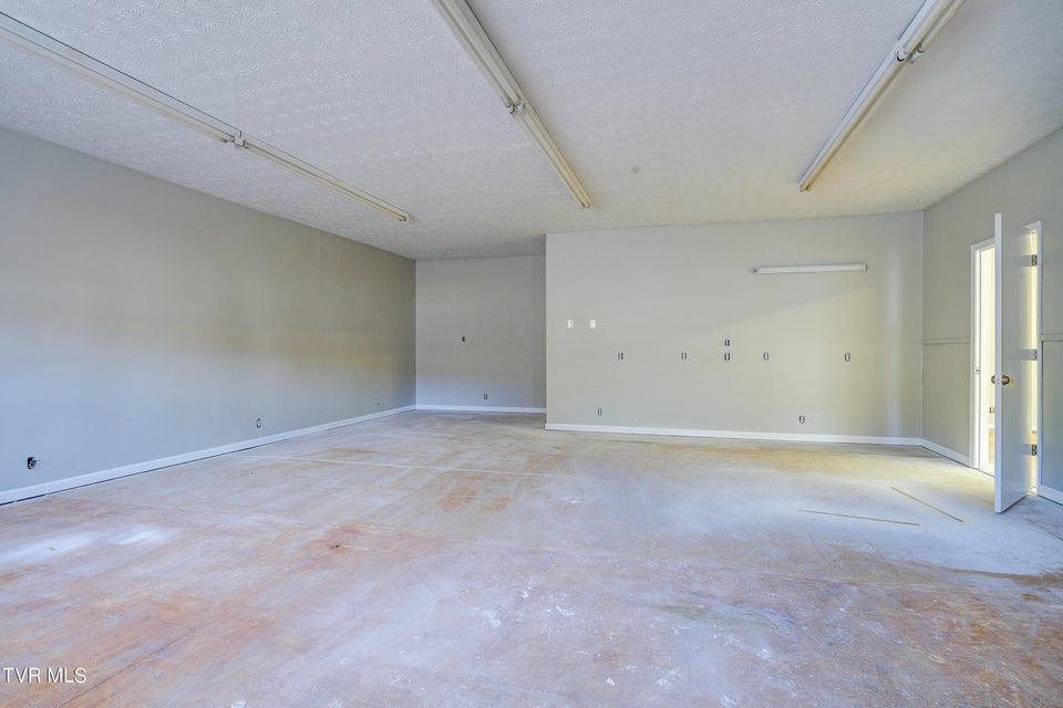 Photo #2: 105 Brookfield Drive