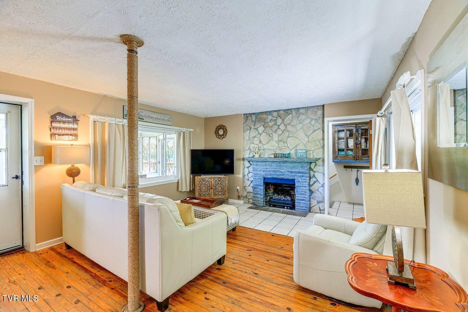 Photo #19: 411 Gammon Road