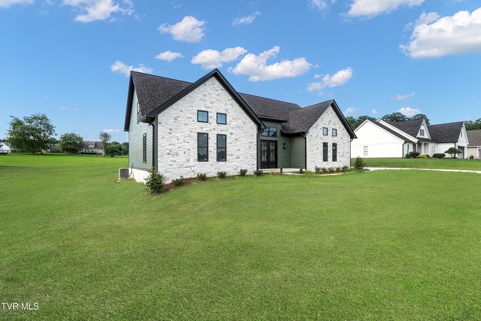 Photo #2: 2111 Cattlemans Trail