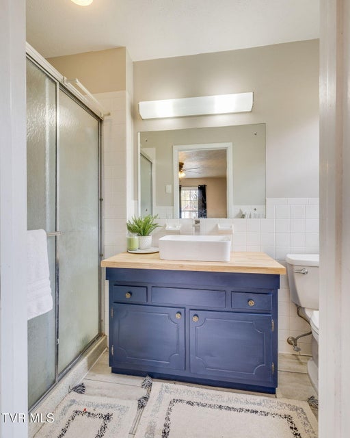 Photo #18: 5404 Memorial Boulevard