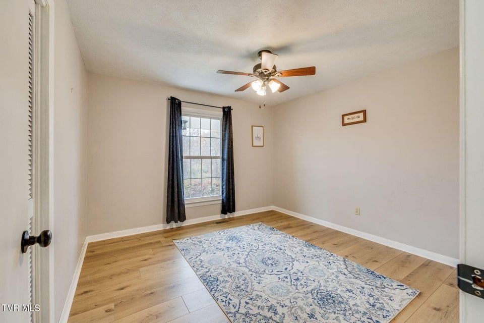 Photo #22: 5404 Memorial Boulevard