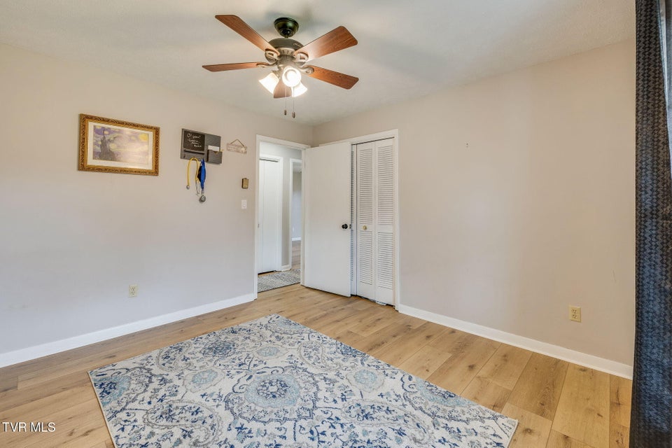 Photo #23: 5404 Memorial Boulevard