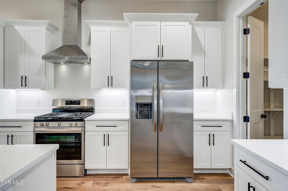 Photo #23: 880 Granby Rd Road