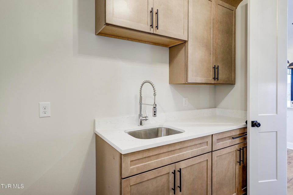 Photo #25: 880 Granby Rd Road