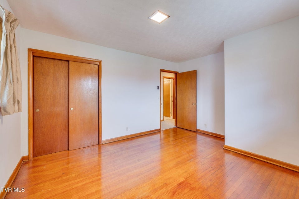 Photo #14: 345 Lakecrest Drive