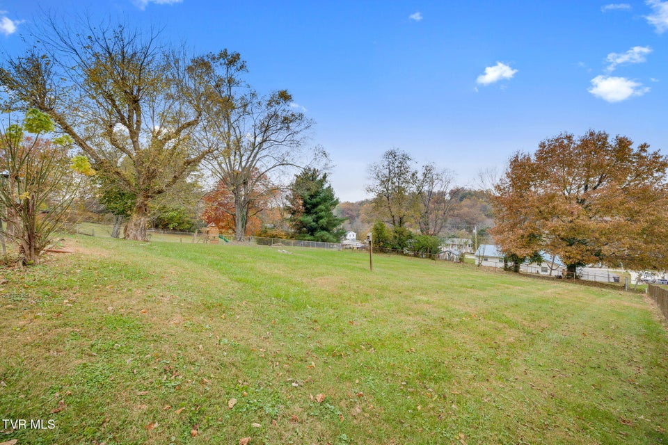 Photo #24: 345 Lakecrest Drive