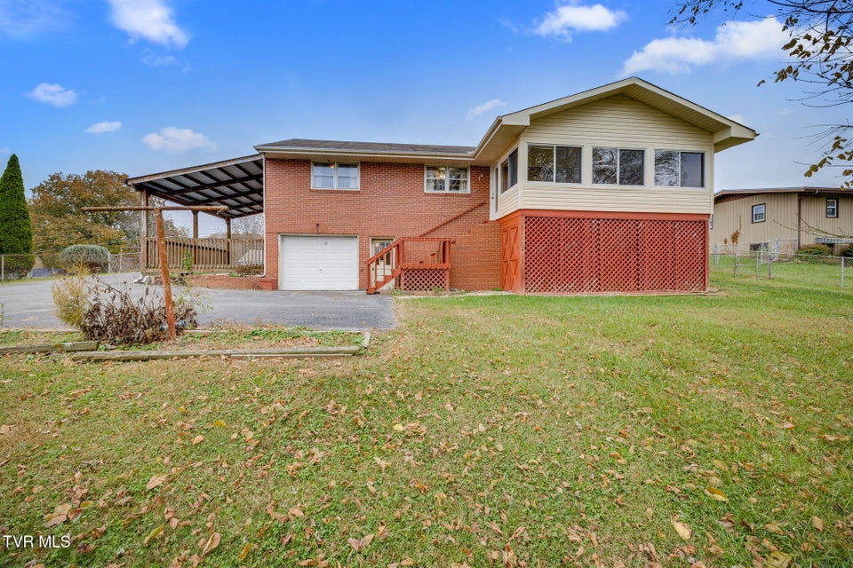 Photo #25: 345 Lakecrest Drive