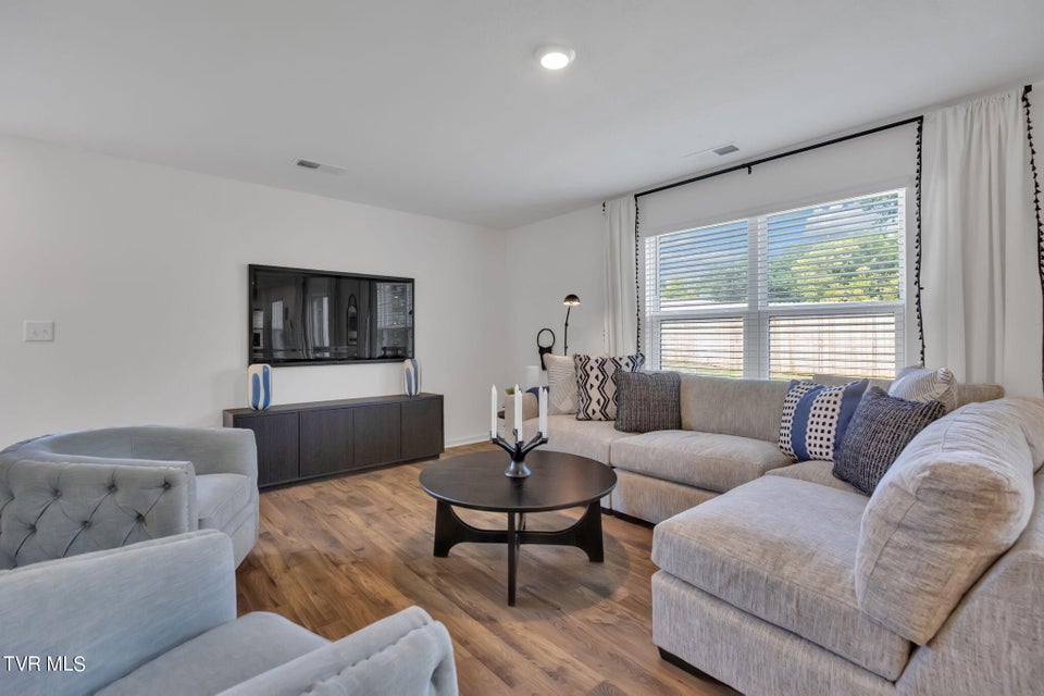 Photo #11: 1162 Aspen Terrace 