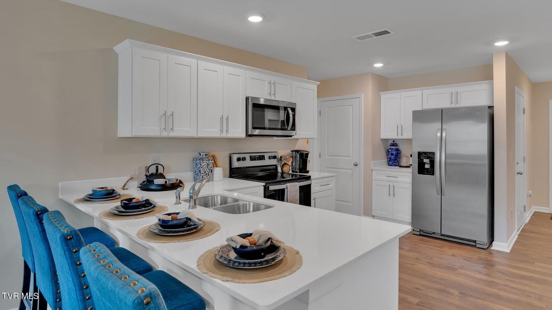 Photo #9: 1166 Aspen Terrace 