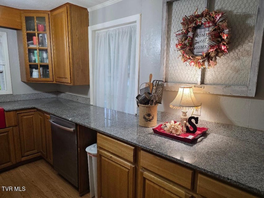 Photo #5: 208 Vines Drive