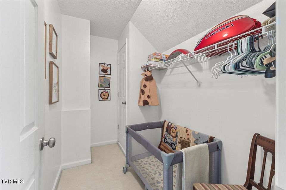 Photo #23: 1 Emerald Court