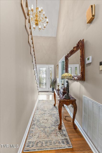 Photo #3: 1 Emerald Court