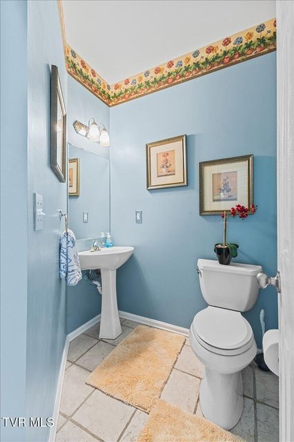 Photo #12: 1 Emerald Court