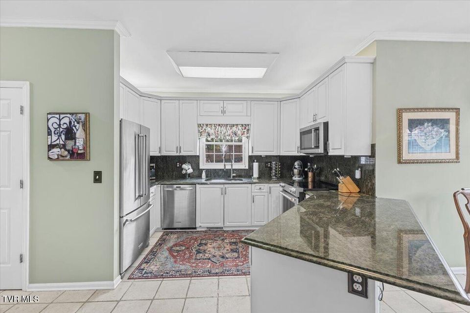 Photo #6: 1 Emerald Court