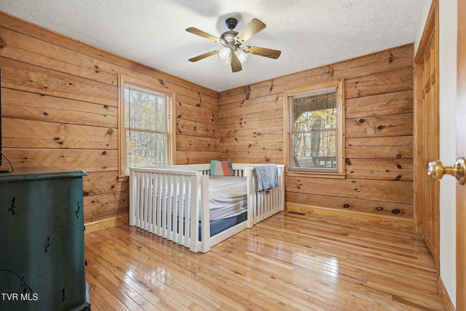 Photo #13: 220 Old Orchard Road