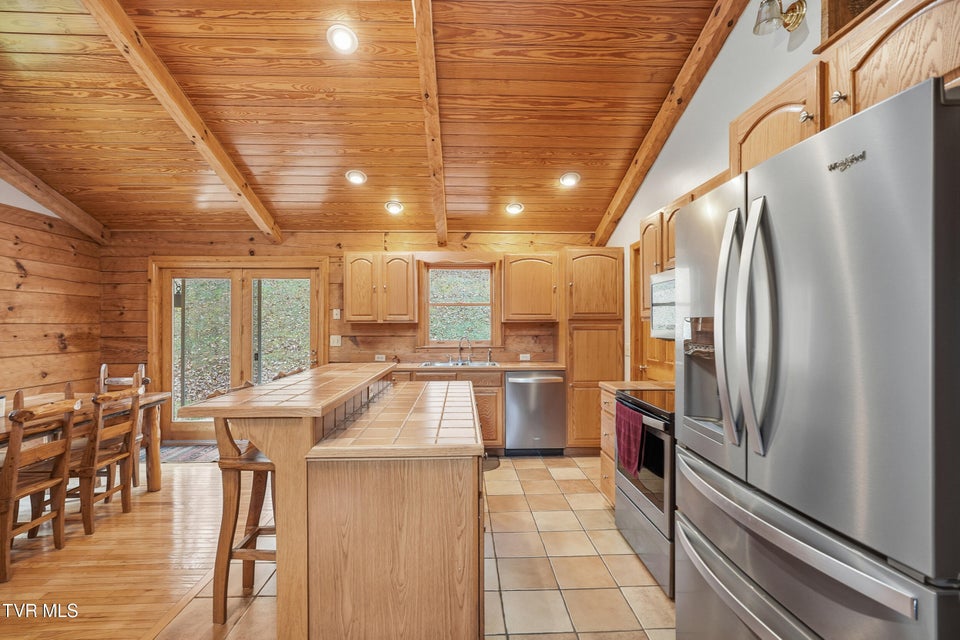 Photo #5: 220 Old Orchard Road