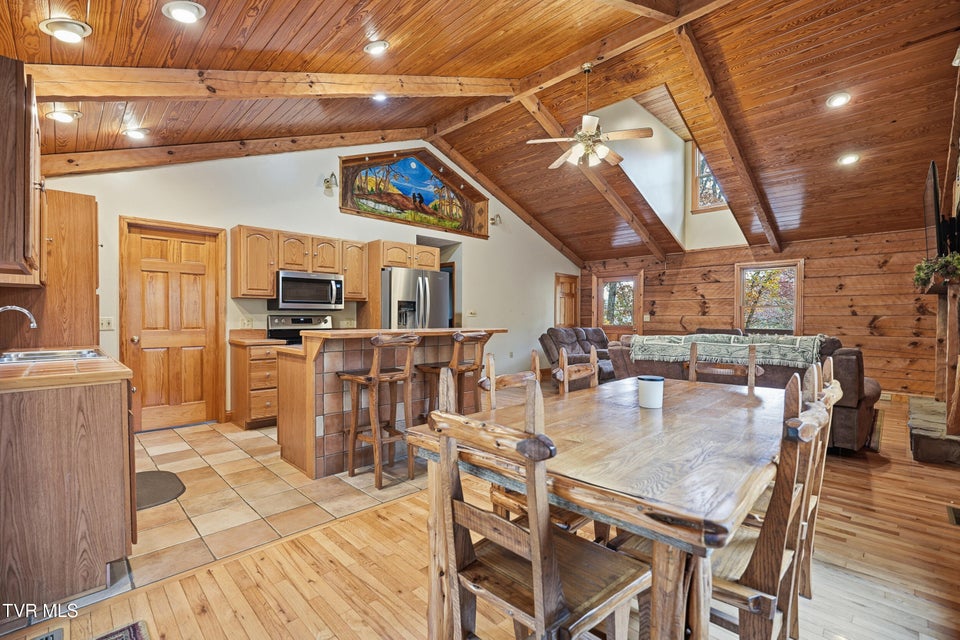 Photo #6: 220 Old Orchard Road