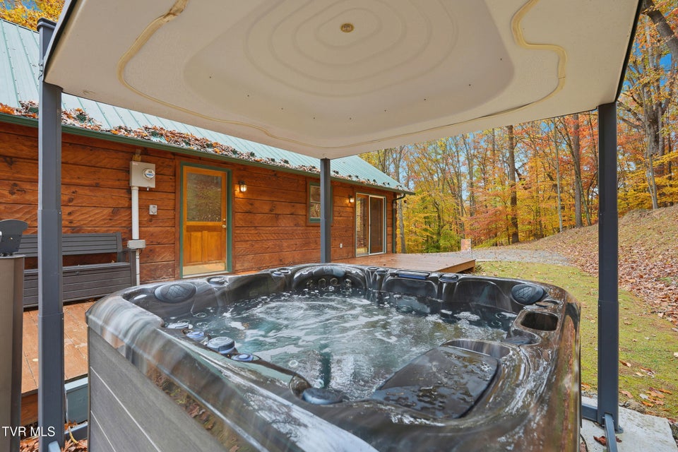 Photo #18: 220 Old Orchard Road